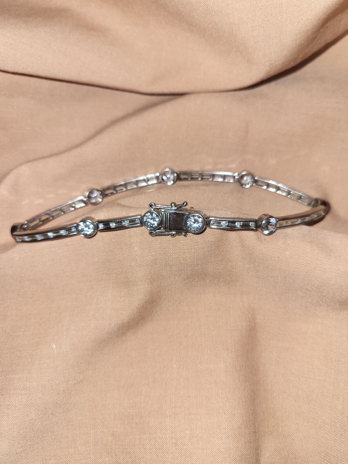 Bracelet 8 1/2 inches, Unisex, 925 Silver, CZ’s, Station Style, Gorgeous