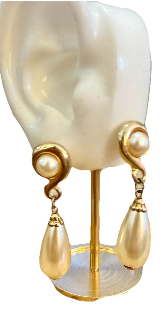 VTG Gold Tone Dangle Faux Pearls Earrings LOT 2 Pierced Lobe LIGHTWEIGHT READ 2″