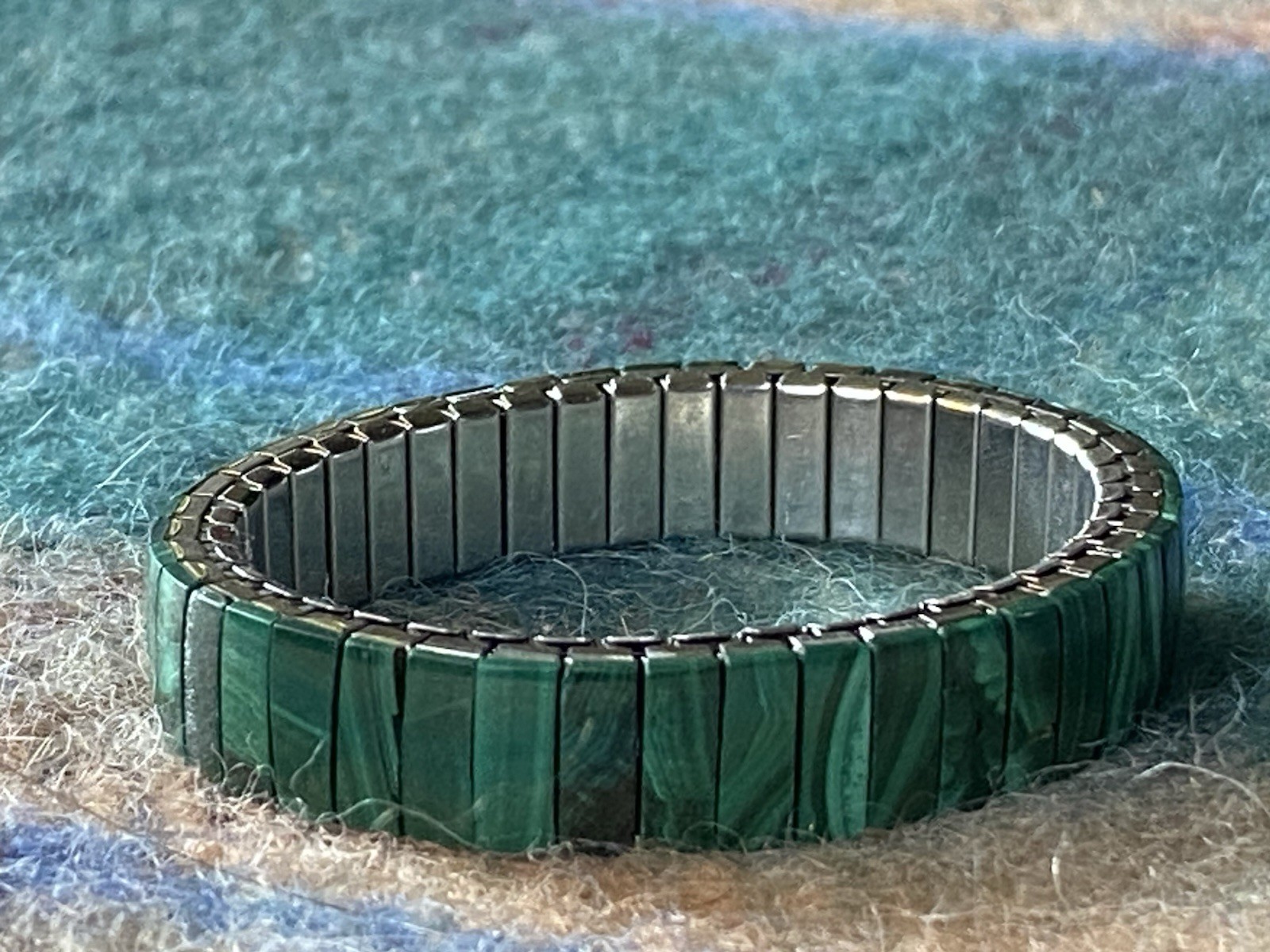 Malachite Inlay Stretch Bracelet Stainless Steel OSFA Western Native Green Stone