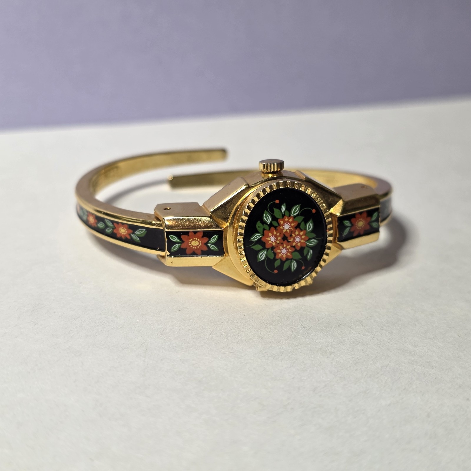 Vintage Peek A Boo Mechanical Watch Elegant Floral Black Gold Swiss Made