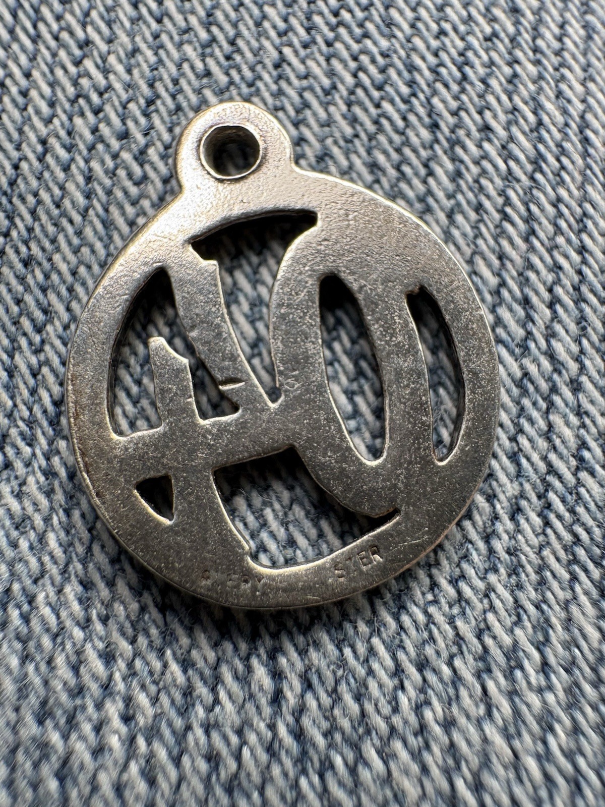 Retired James Avery “04” charm