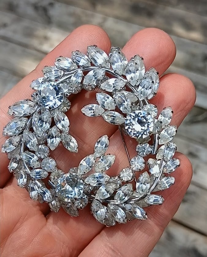 Vintage Sherman Signed Clear Rhinestone Round Brooch