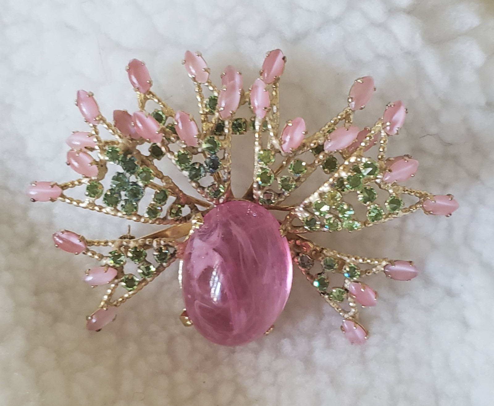 Signed SCHREINER Pink Cabochon Art Glass Coral Peridot Brooch Clip Earrings