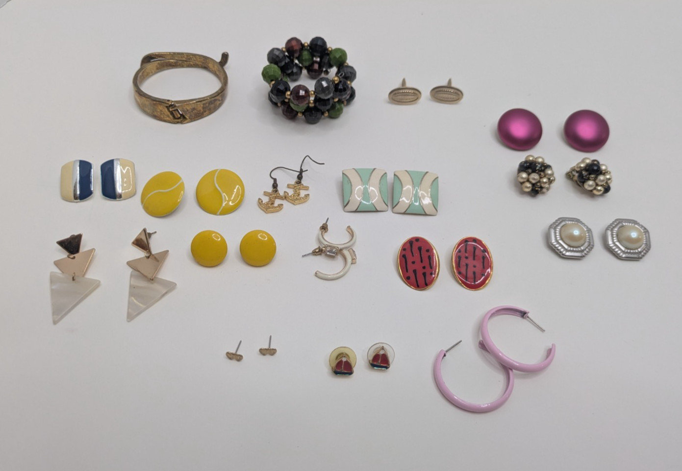 Lot of Older Cosmetic Jewelry – Bracelets Cufflinks Clip On & Pierce Earrings