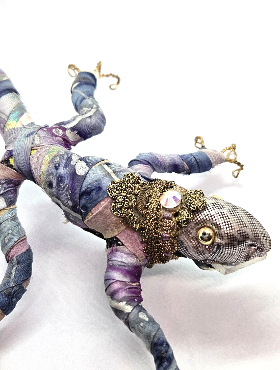 Amazing SANDRA KLINK Wondrous Creatures Lizard Reptile Brooch Art Pin Fabric 8″