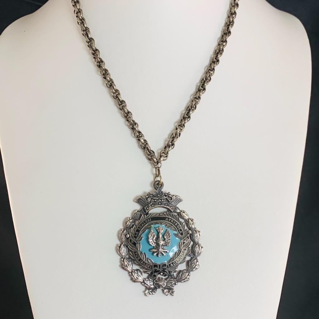 VTG CORO LA LEALTAI ACRISOLA POR ISABEL LA CATOLICA Enameled Pendant Necklace