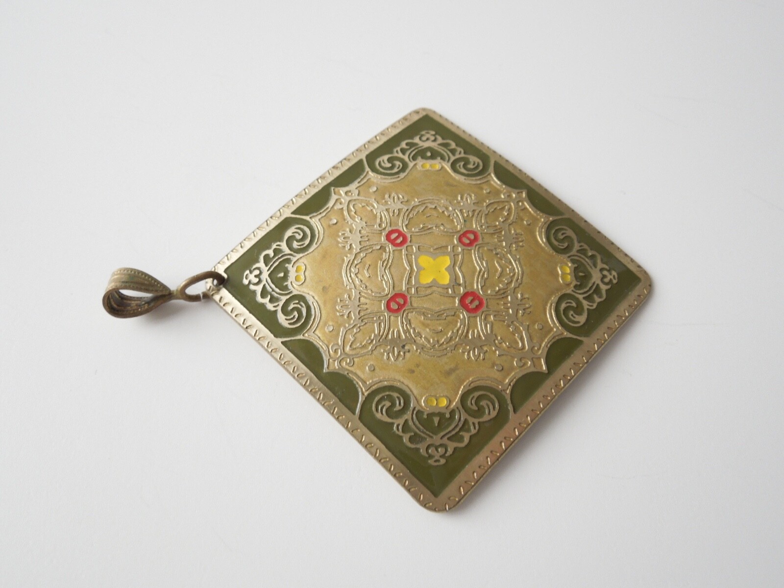 Pendant Square Pattern Oriental?Asian?12.4 G/7.2 X 6.0 Cm