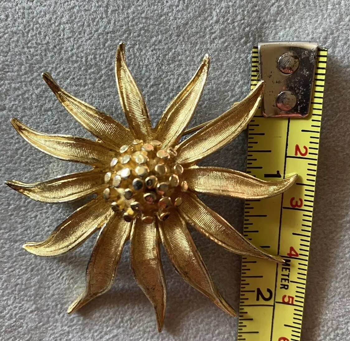 Vintage B.S.K Gold tone Flower Brooch 2.5 Inches New York