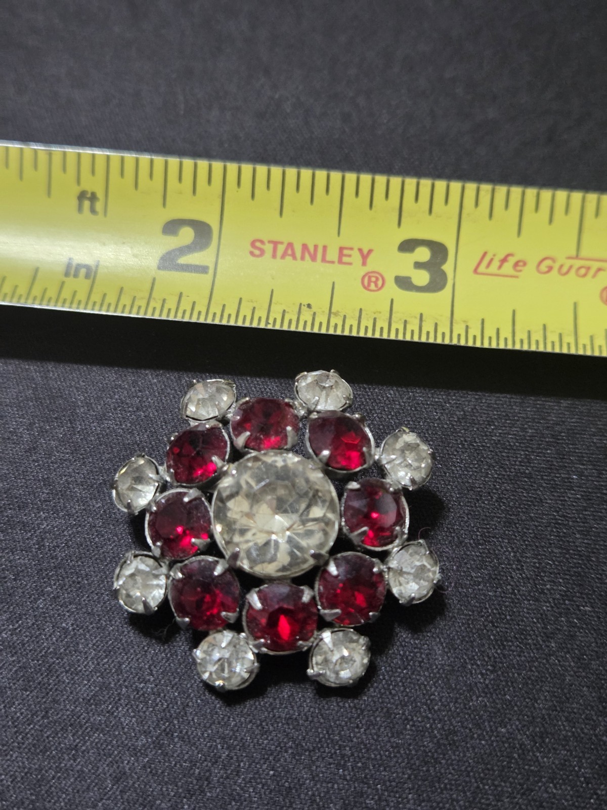 BEAUTIFUL RED & CLEAR RHINESTONE BROOCH SIGNED AUSTRIA PIN Vintage