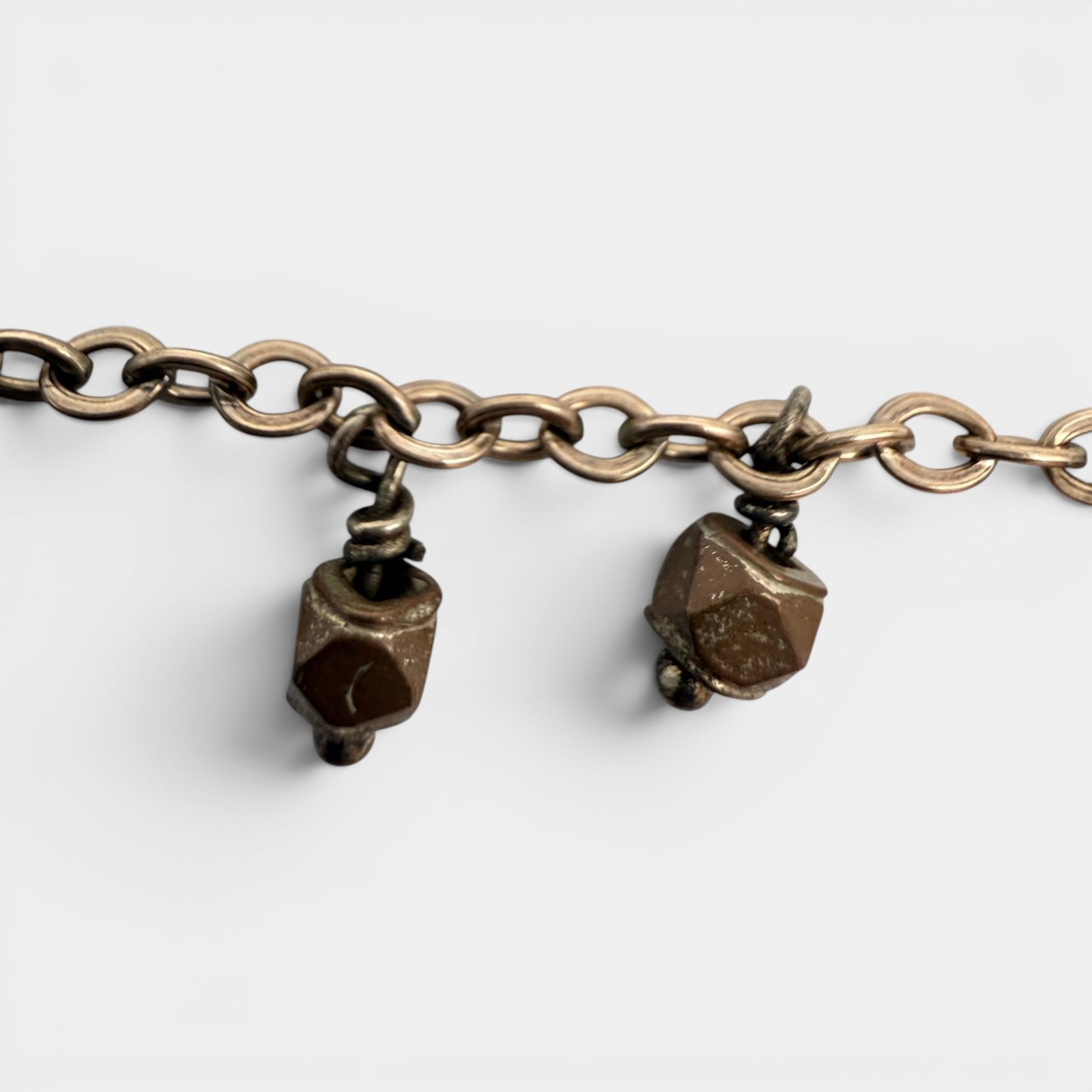 Sashelle Charm Bracelet Faceted Dangle Charms Gold Tone Chain 7″ Signed Vintage