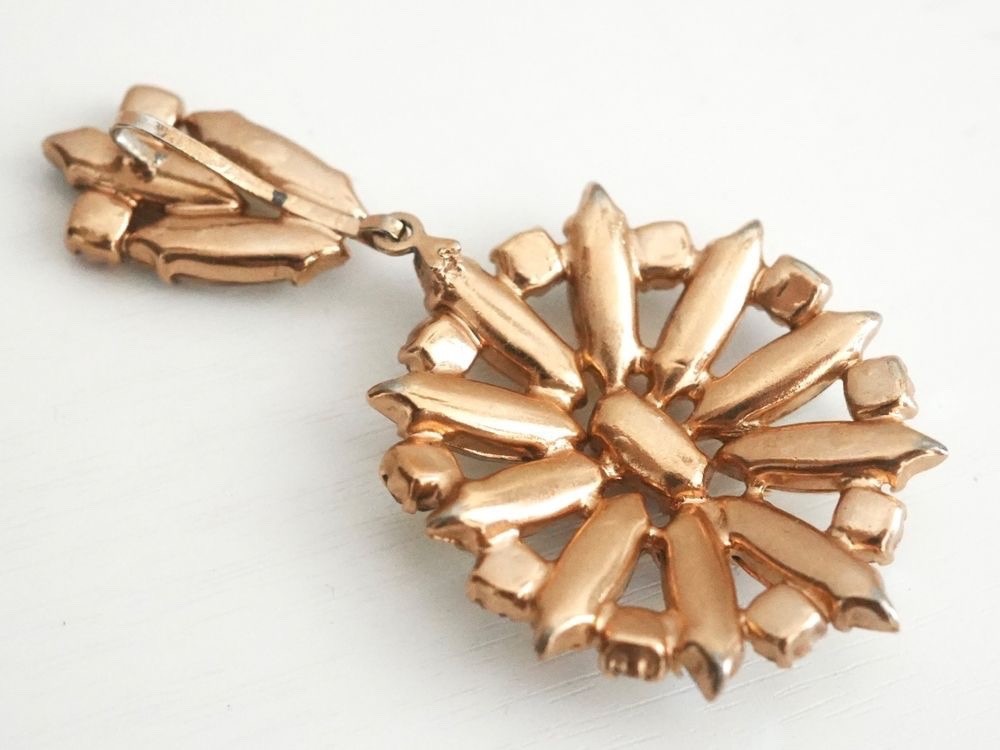Vintage pendant rhinestone Aurora Borealis flower gold-plated 6.5 cm.