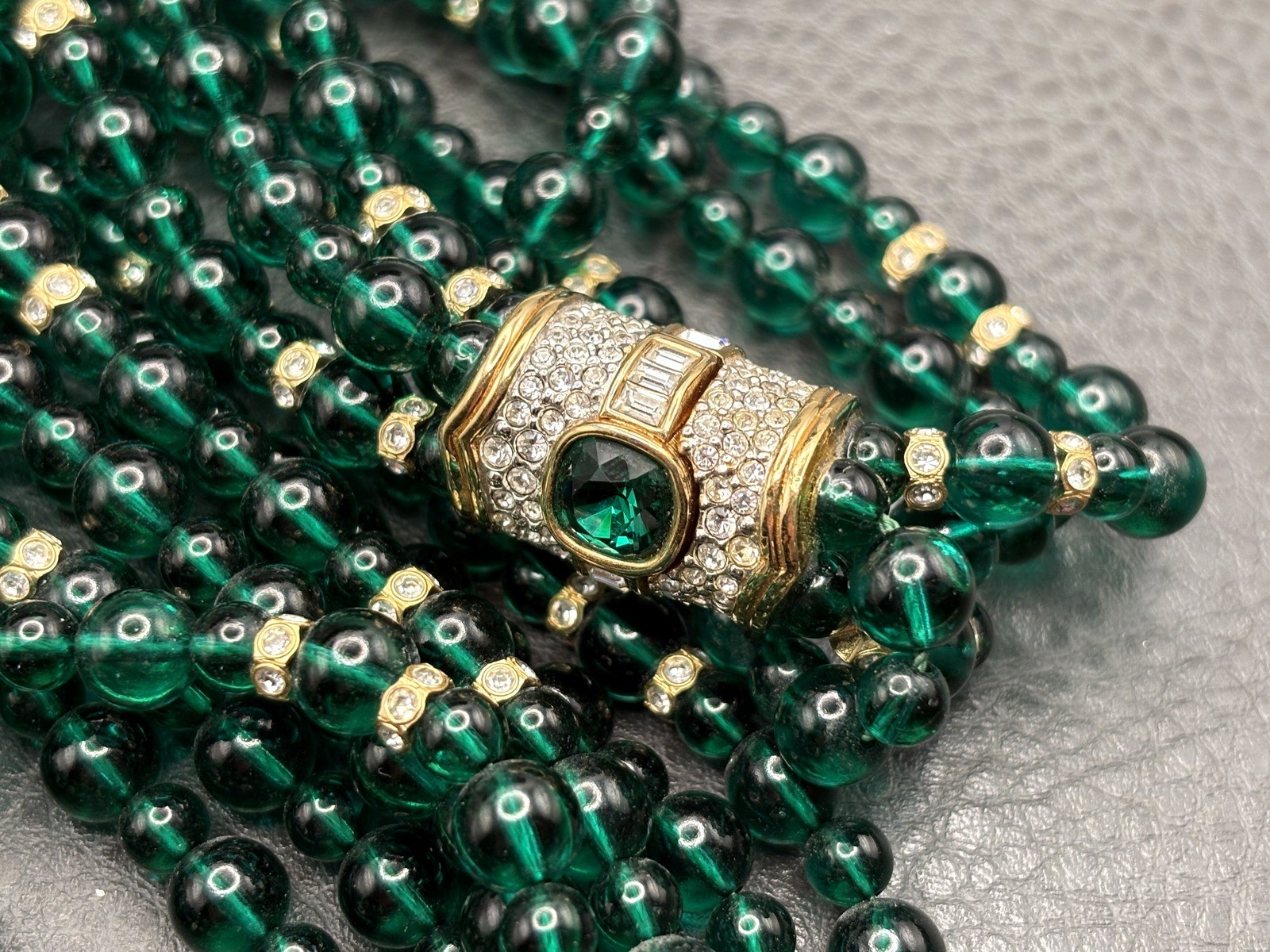 RARE SWAROVSKI VTG Multi Strand Green Crystal Glass Beaded Mogul Necklace 36”