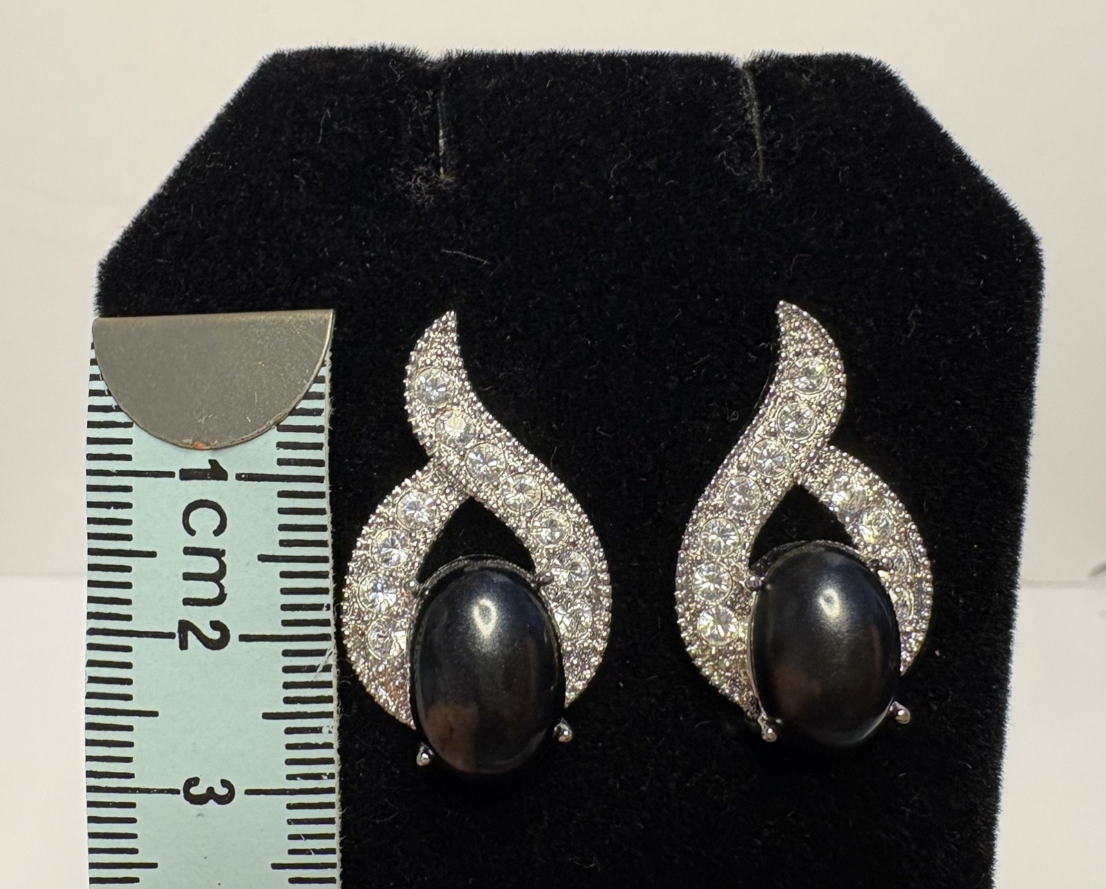 Vintage Fifth Avenue Collection Butler Crystal Rhinestone Earrings Silver Studs