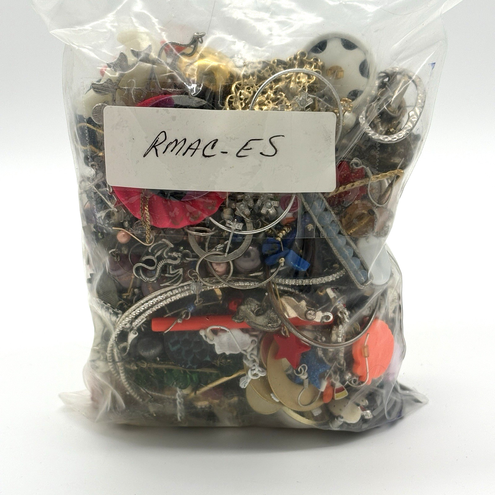1 Lb 12 Oz Single Earrings Lot Craft Junk Broken Jewelry Lot Vintage To Modern