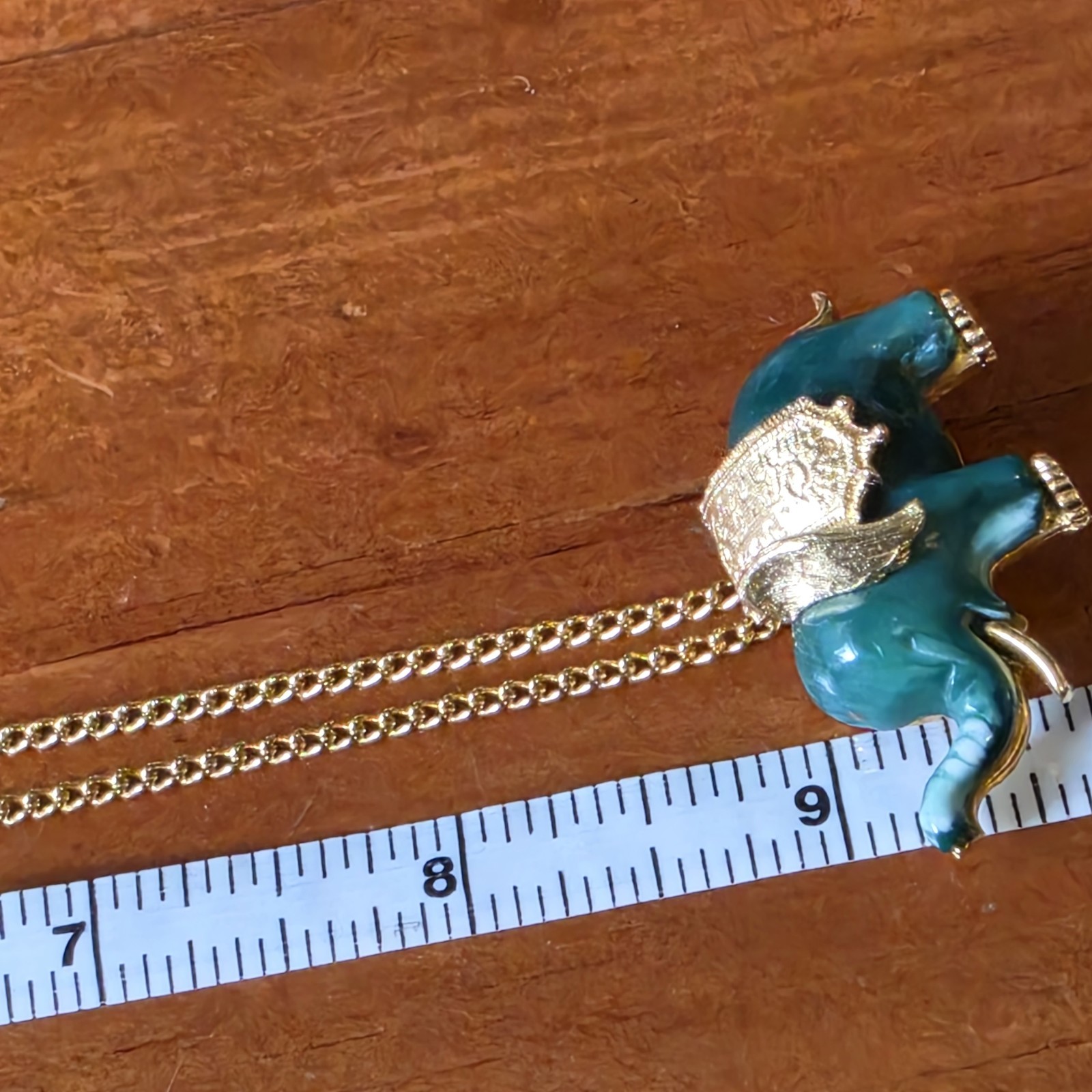 Vtg Green Elephant Pendant Brooch Gold Tone Necklace Faux Jade Luck Trunk Up 18″