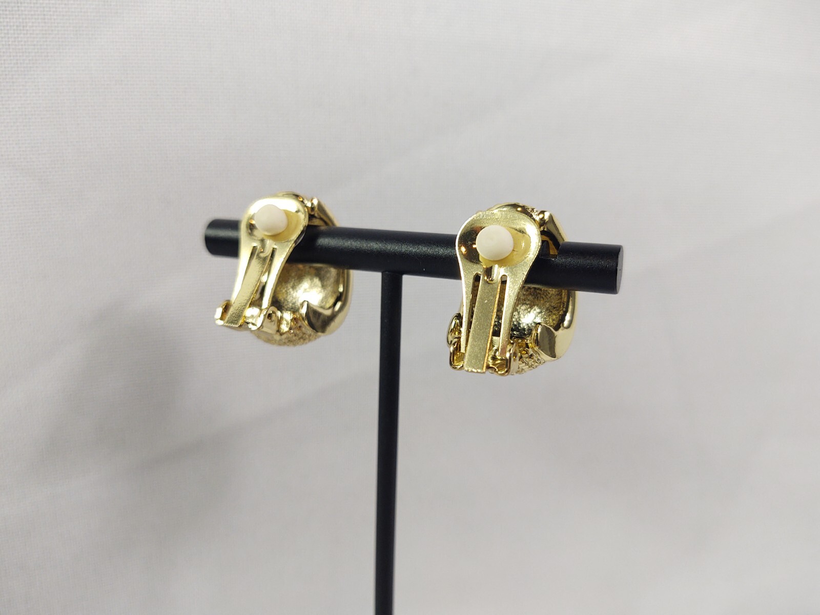 Vintage Necessities Sensitive Ears Clip Earrings Gold Tone Nickel Free Jewelry