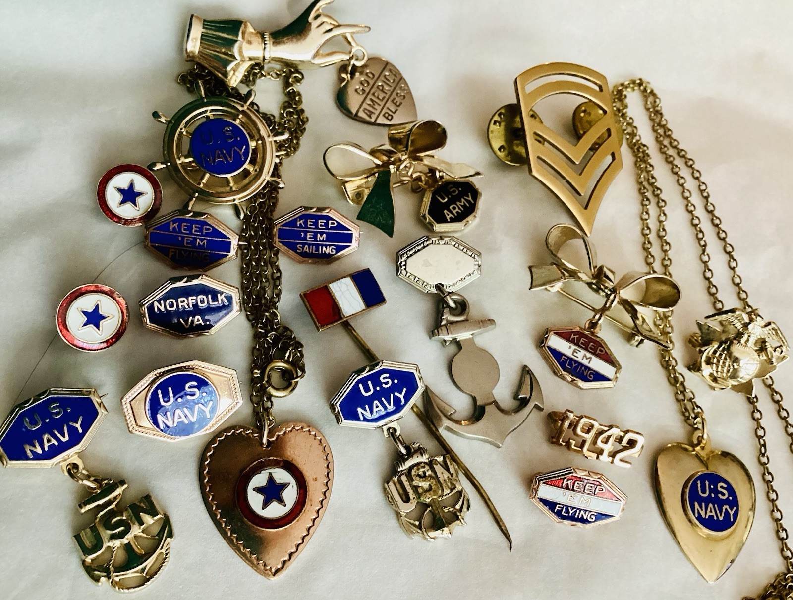WW 2 – 1970 Era~US Military Branches~Sweetheart Home Front~Jewelry Lot