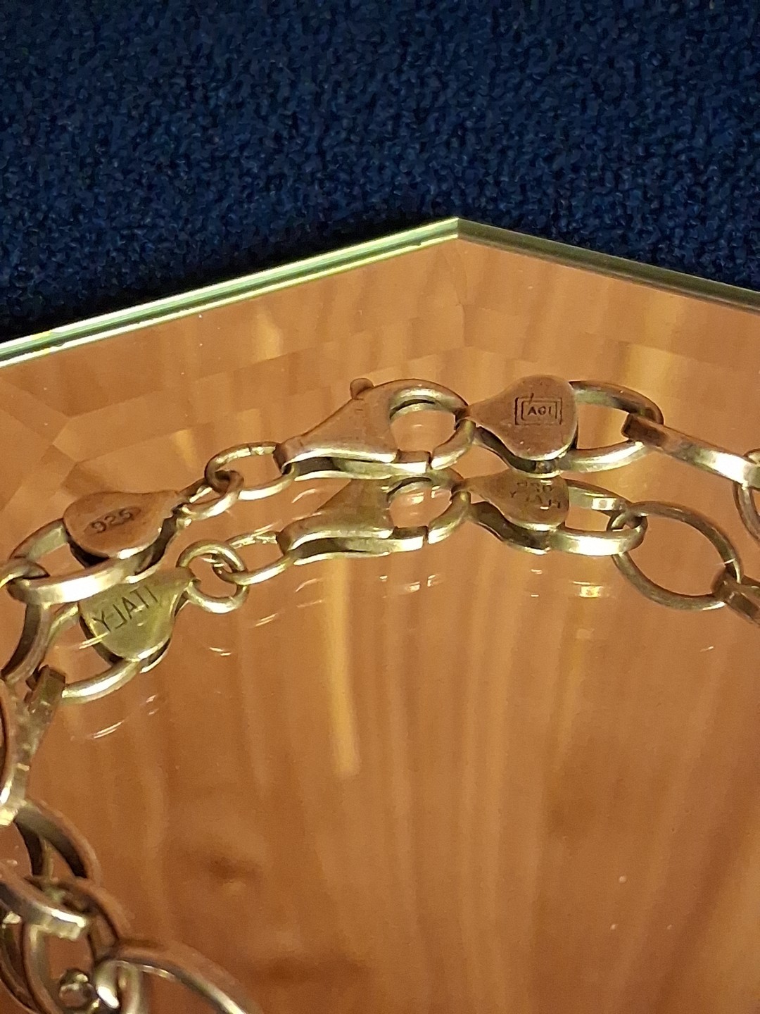 925 sterling silver bracelet (Size 7.5) Vintage, Signed AGI, Italy