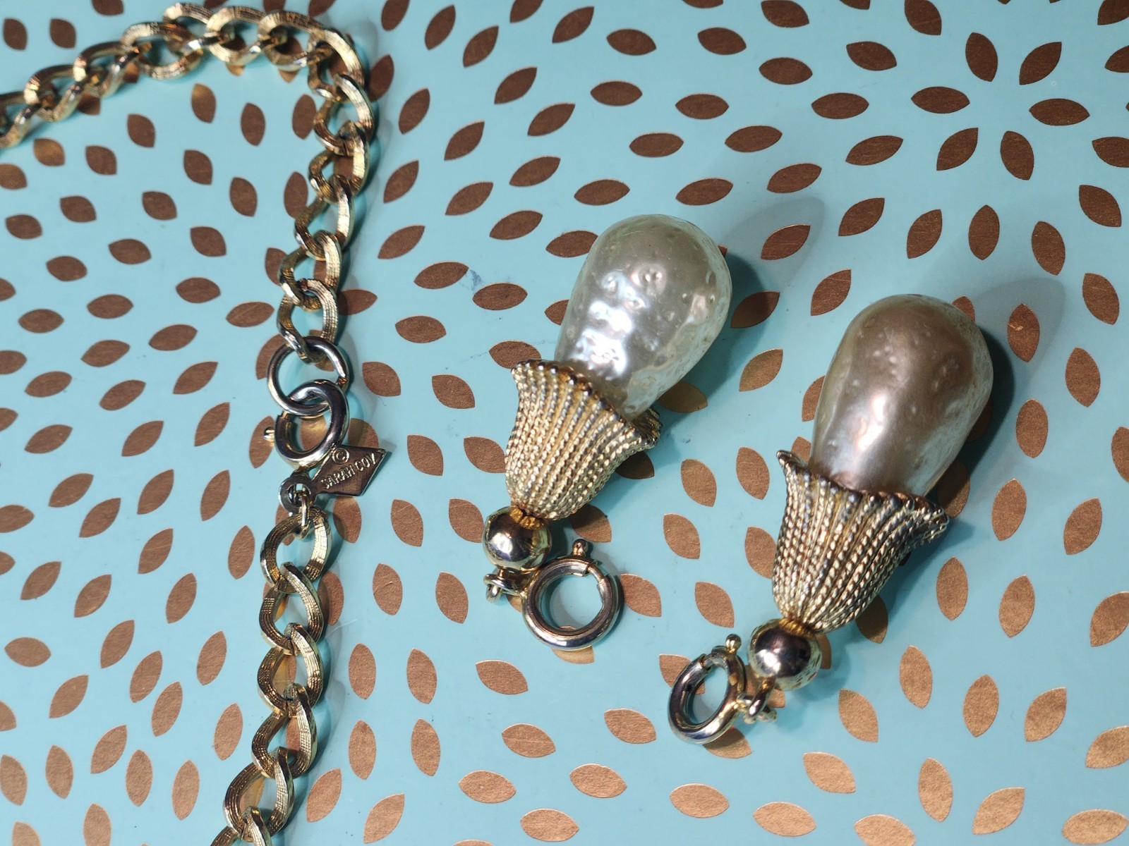 VTG Sarah Cov Parade Baroque Faux Pearls Detachable Pendants gold tone necklace