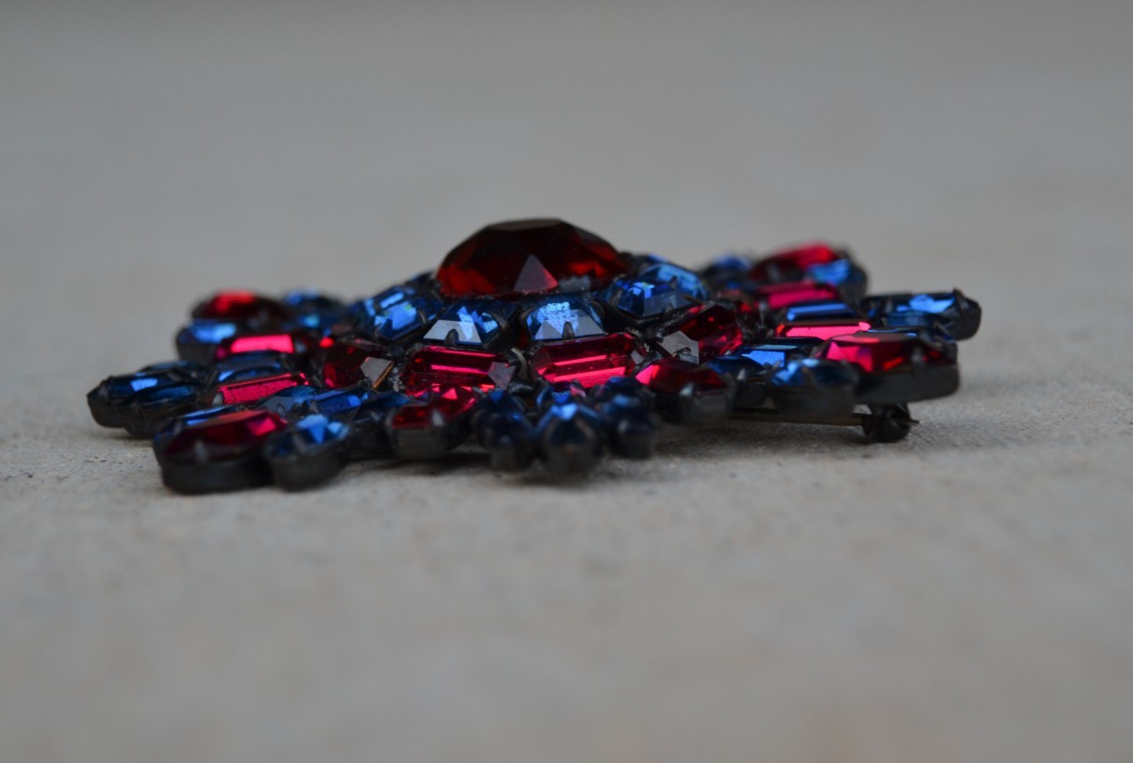 SCHREINER Maltese Cross Brooch RED/BLUE Rhinestones Unsigned Book Piece 3.5 in.