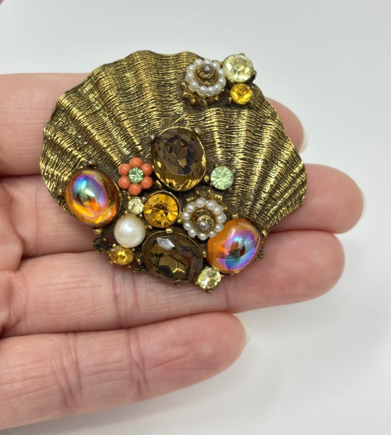 Unsigned ART Arthur Pepper Mermaid Crystal Rhinestone Sea Shell Brooch Pin Beach