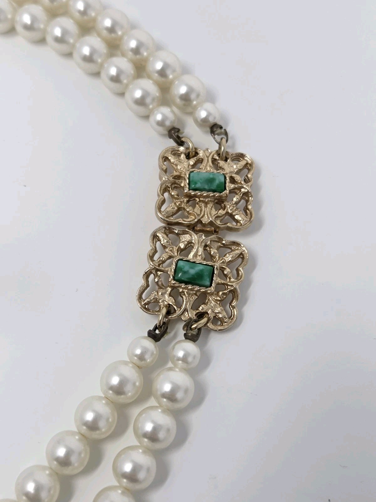 Sarah Coventry Double Strand “High Society” Faux Pearl Necklace Gold Green Clasp