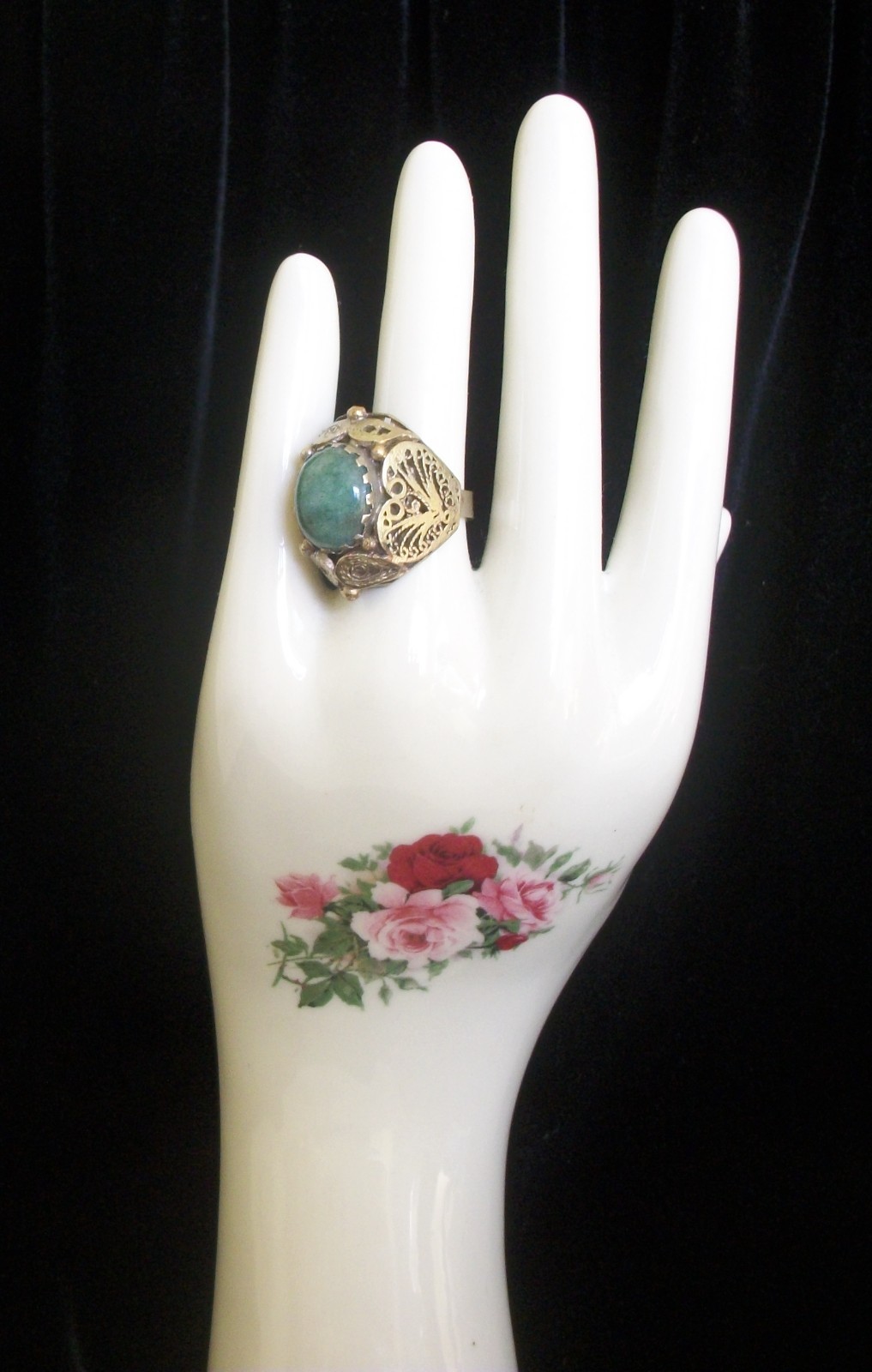 Vintage Gold-tone Green Cabochon Filigree Dome Ring Statement Piece