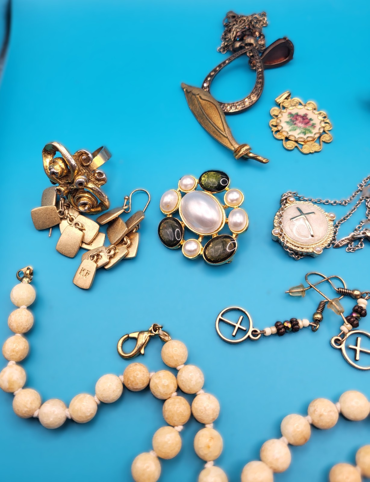 High Quality Vintage Jewelry Lot 17 Pieces Including Silver w Mele Leather Box