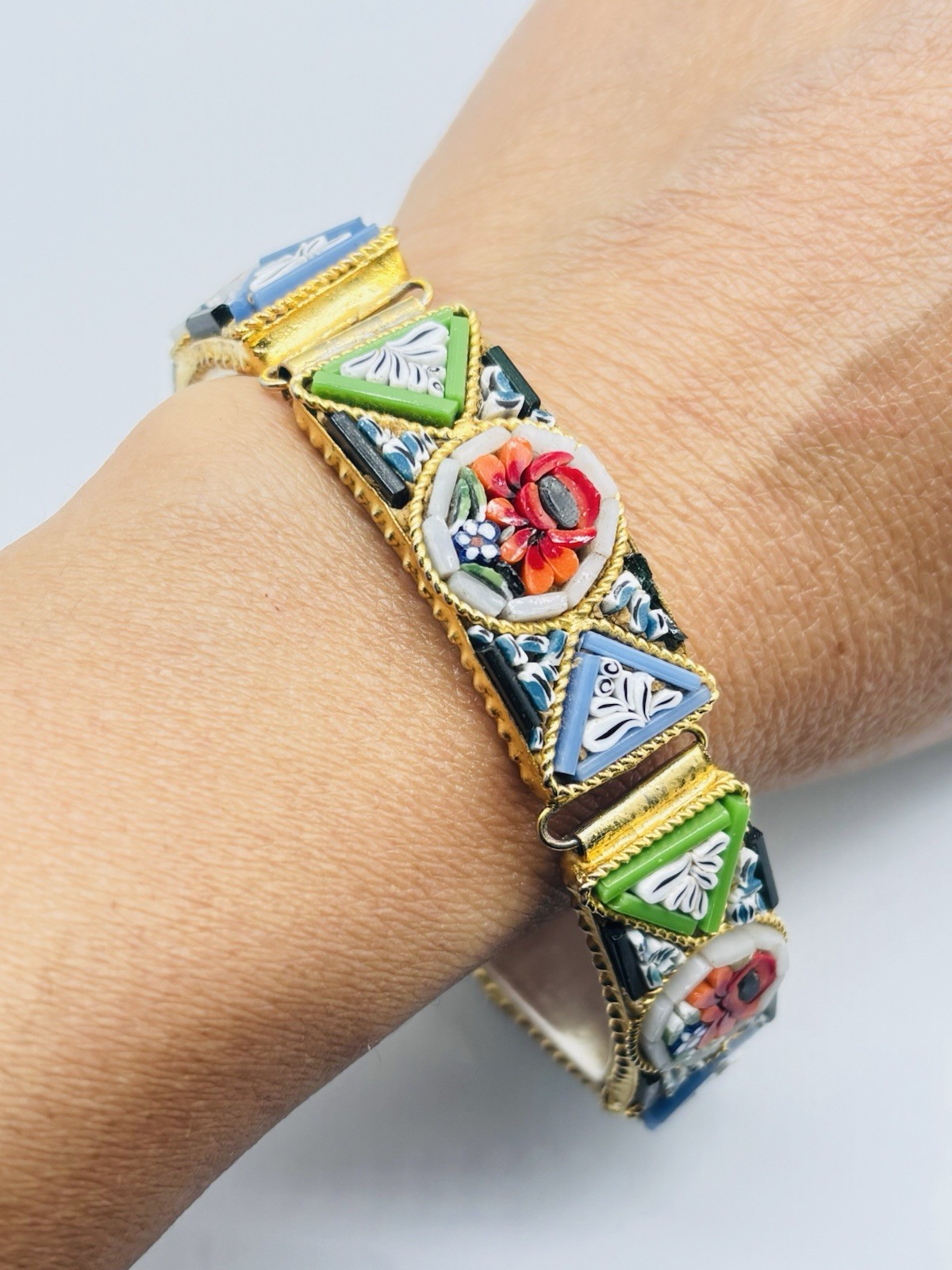 Vtg ITALIAN Mosaic Flower Red Green Yellow Gold Tone Bracelet