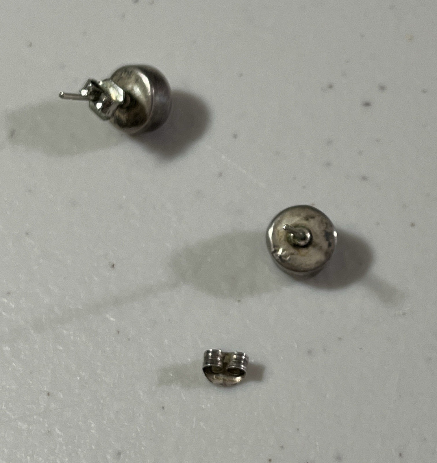 925 Sterling Silver Stud Earrings Black Peacock Cultured Pearls 7.8mm
