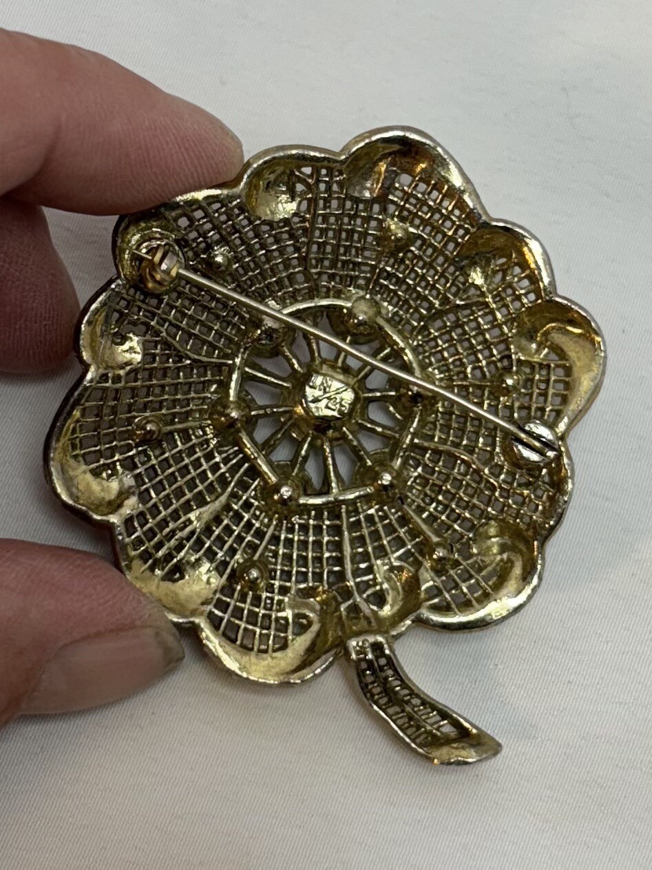 Vintage Multicolor Rhinestone Little Nemo Brooch With Gold tone Mesh… Nice!