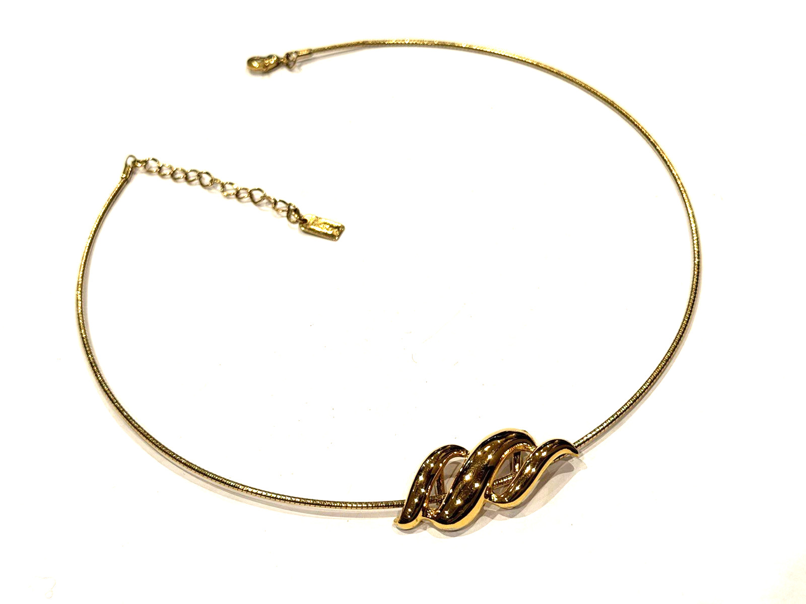 LIZ & CO. OMEGA SNAKE CHAIN CHOKER GOLD SLIDE SWIRL PENDANT Necklace 1980S EUC