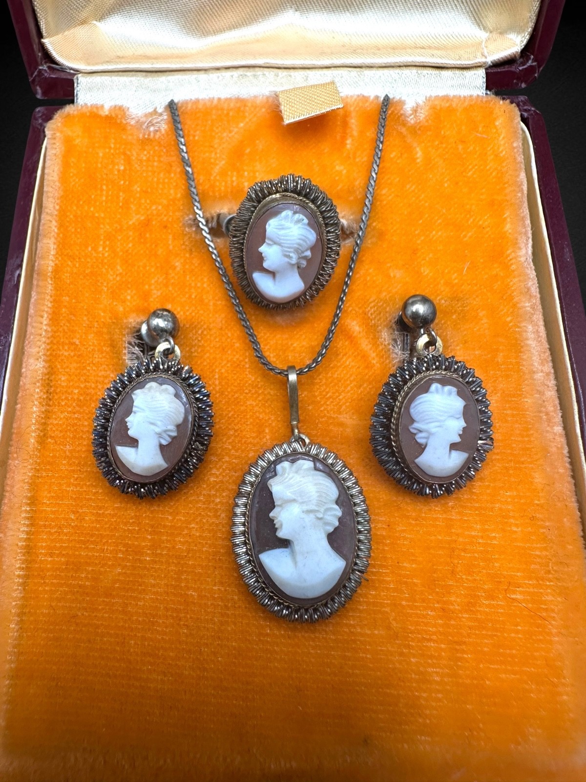 Vintage Italian Cameo 800 Silver Jewelry Set in Box Ring Necklace Earrings