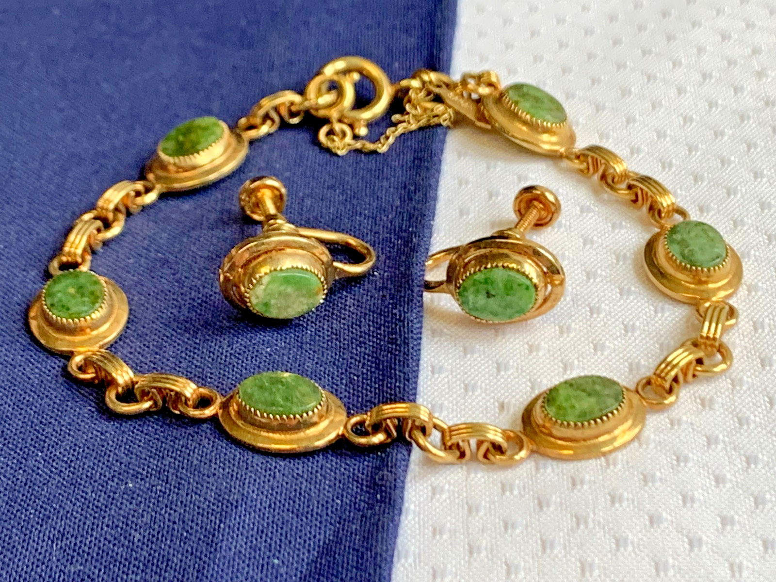 Vtg Gold Filled Sarah Coventry Jewelry Set 12.17g Jadeite Look Stones *READ*