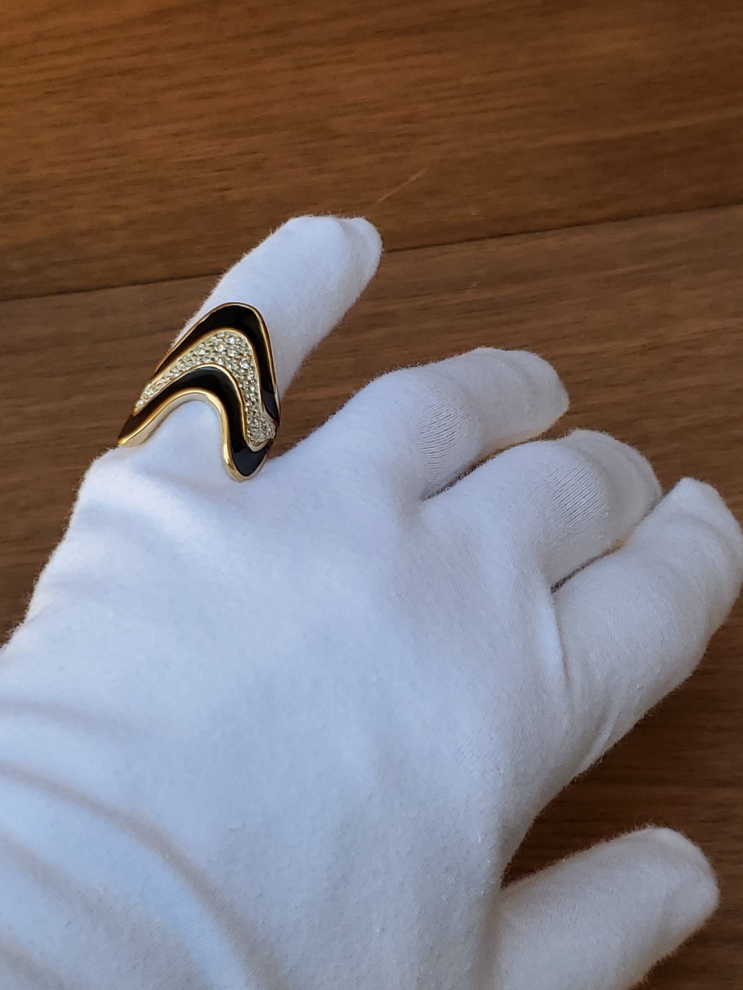 Vintage 18K Yellow Gold Plated Black Enamel And Rhinestones Ring Size 8