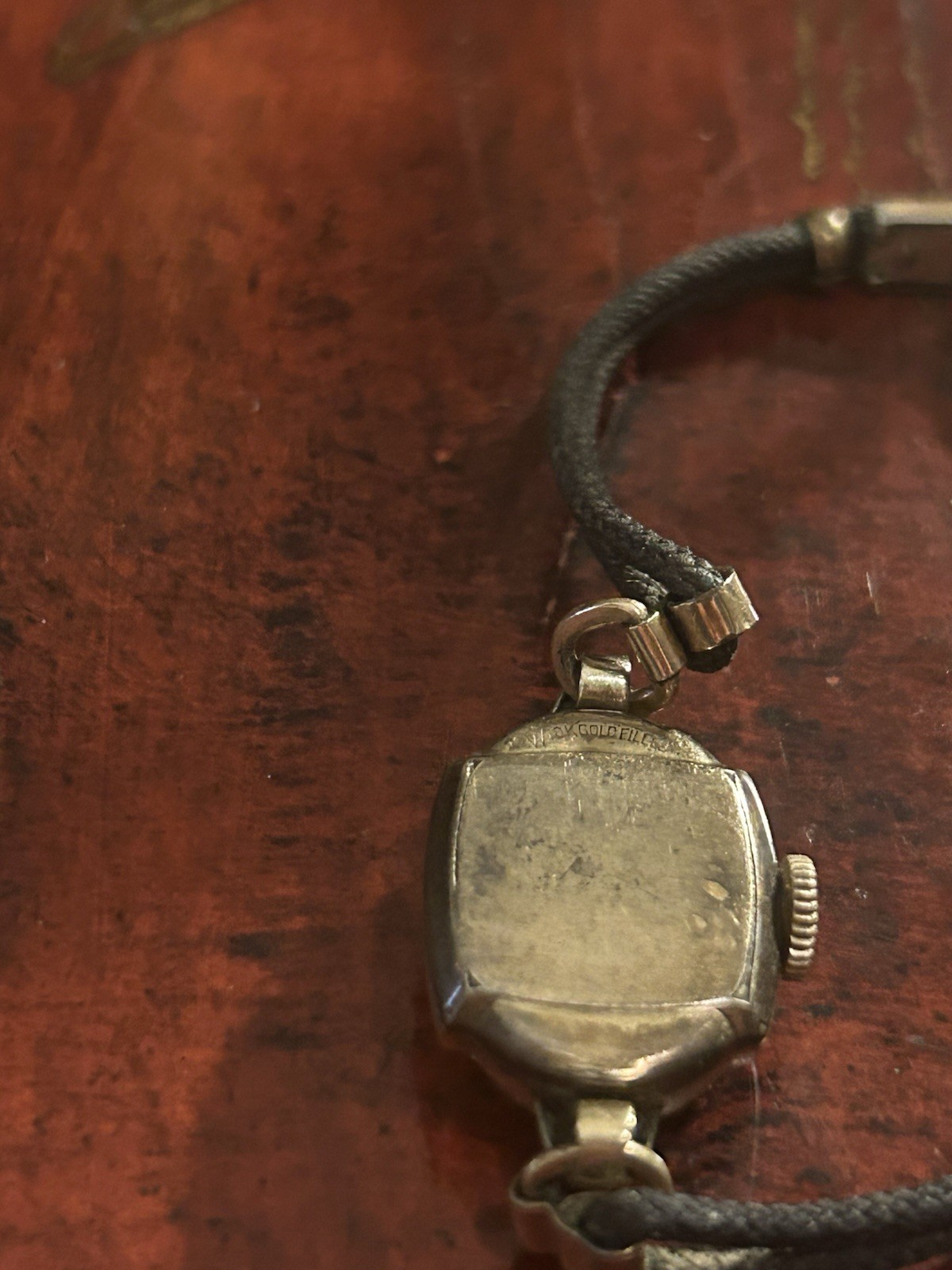 Vintage Elgin Ladies 10k Gold Filled Wind Up Watch Art Deco Style