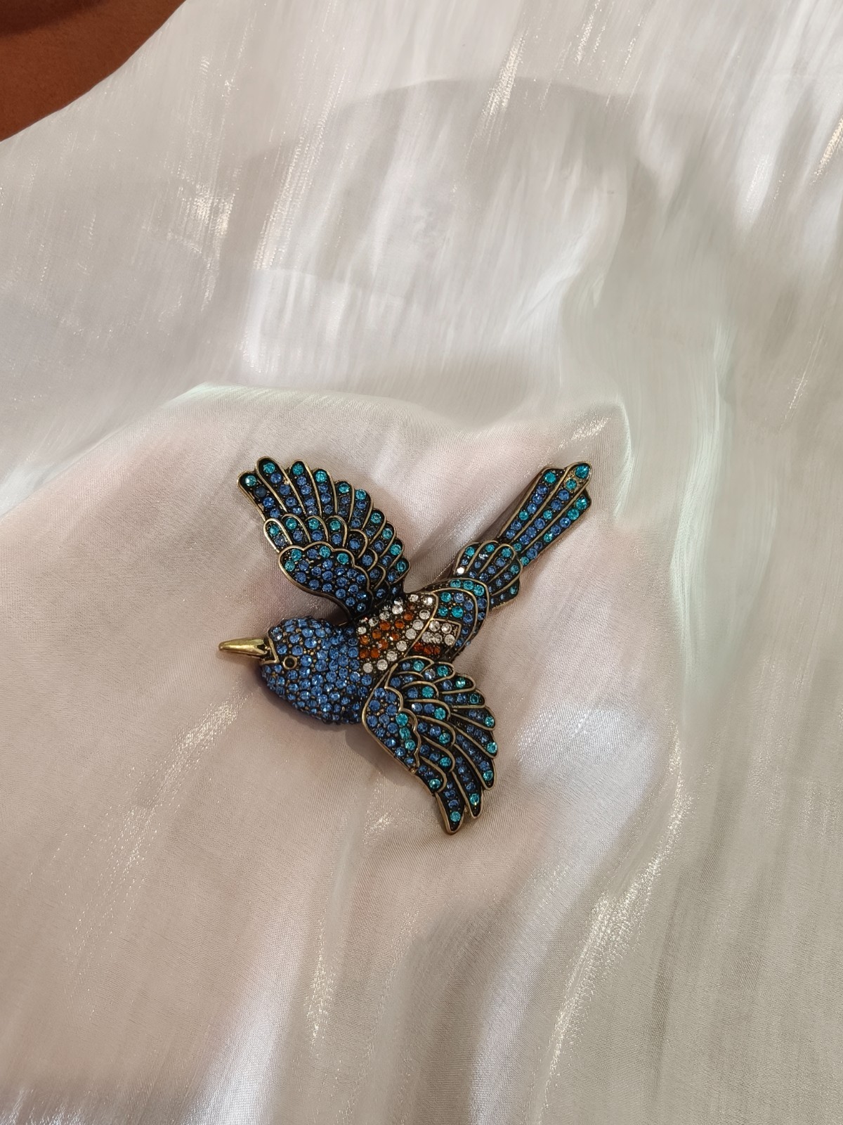 Heidi Daus Rhinestone Bird Brooch Blue Multi Tone Crystal Antique Bronze Pin