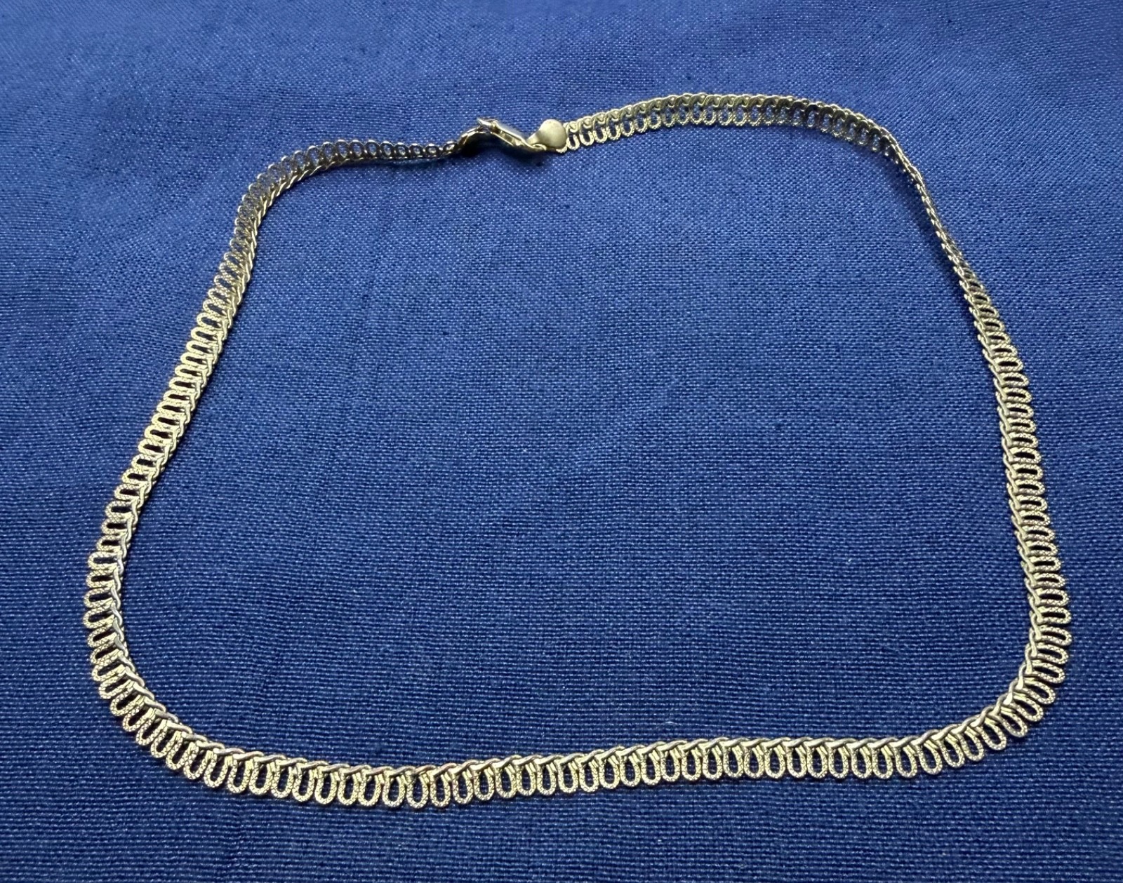 Vintage Chain Necklace Gold Toned