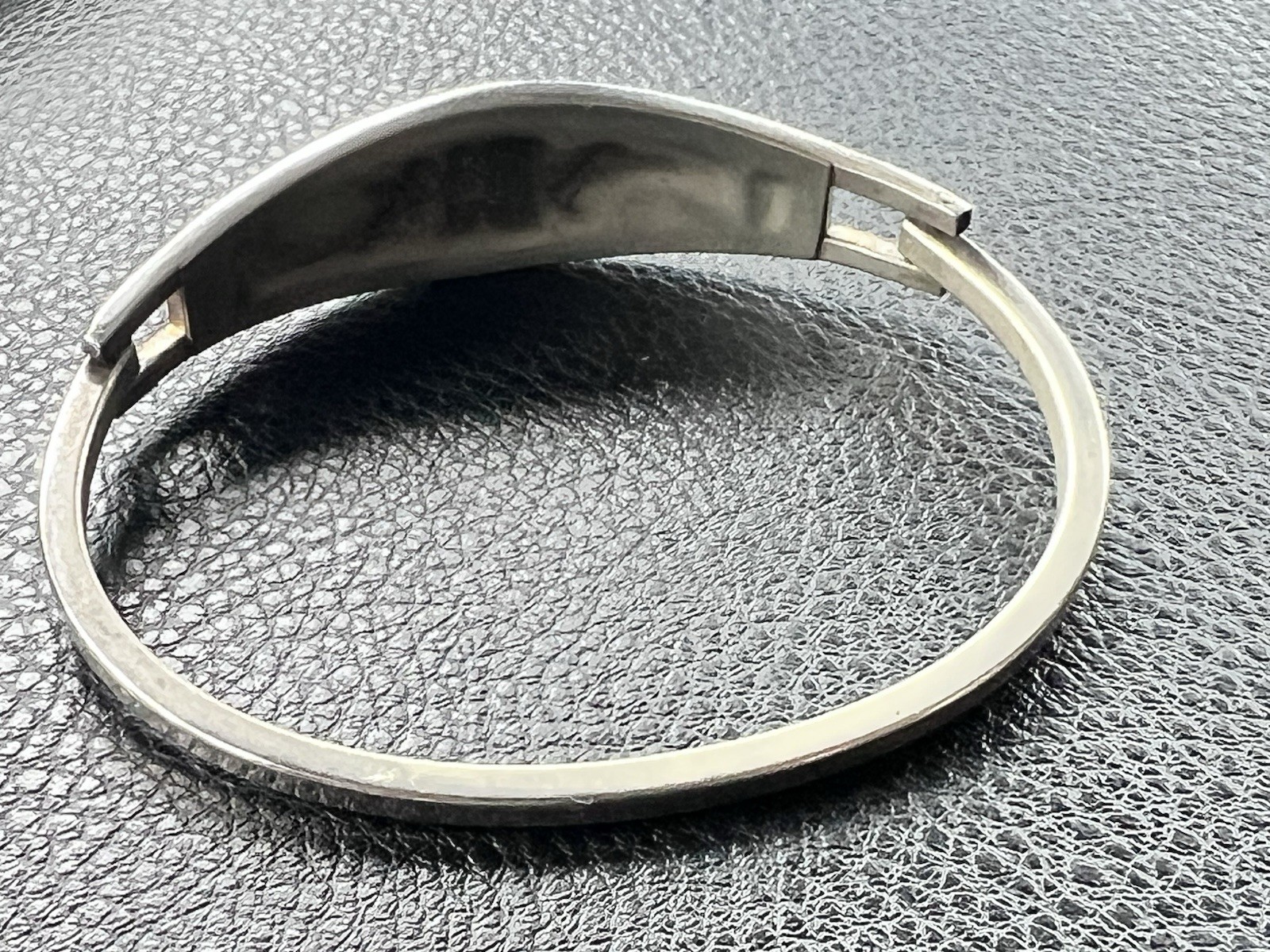 Vintage Silver Bracelet Alpaca Mexico White Floral Hinged Inlay Abalone