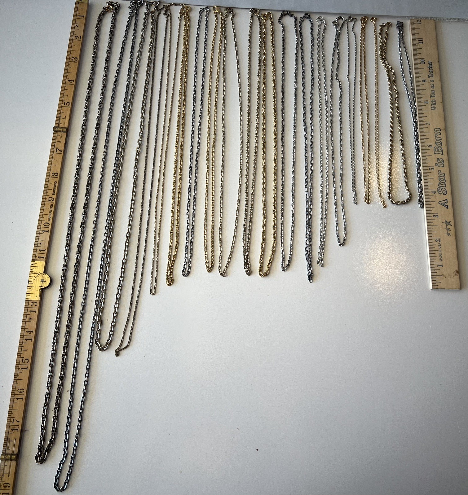 Lot of 20 Vintage and Modern Costume Jewelry Chains