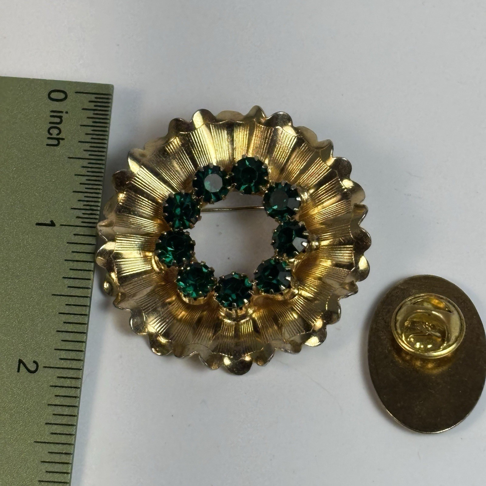 Brooch Lot Vintage Gold Tone Wreath Green Rhinestones Angel