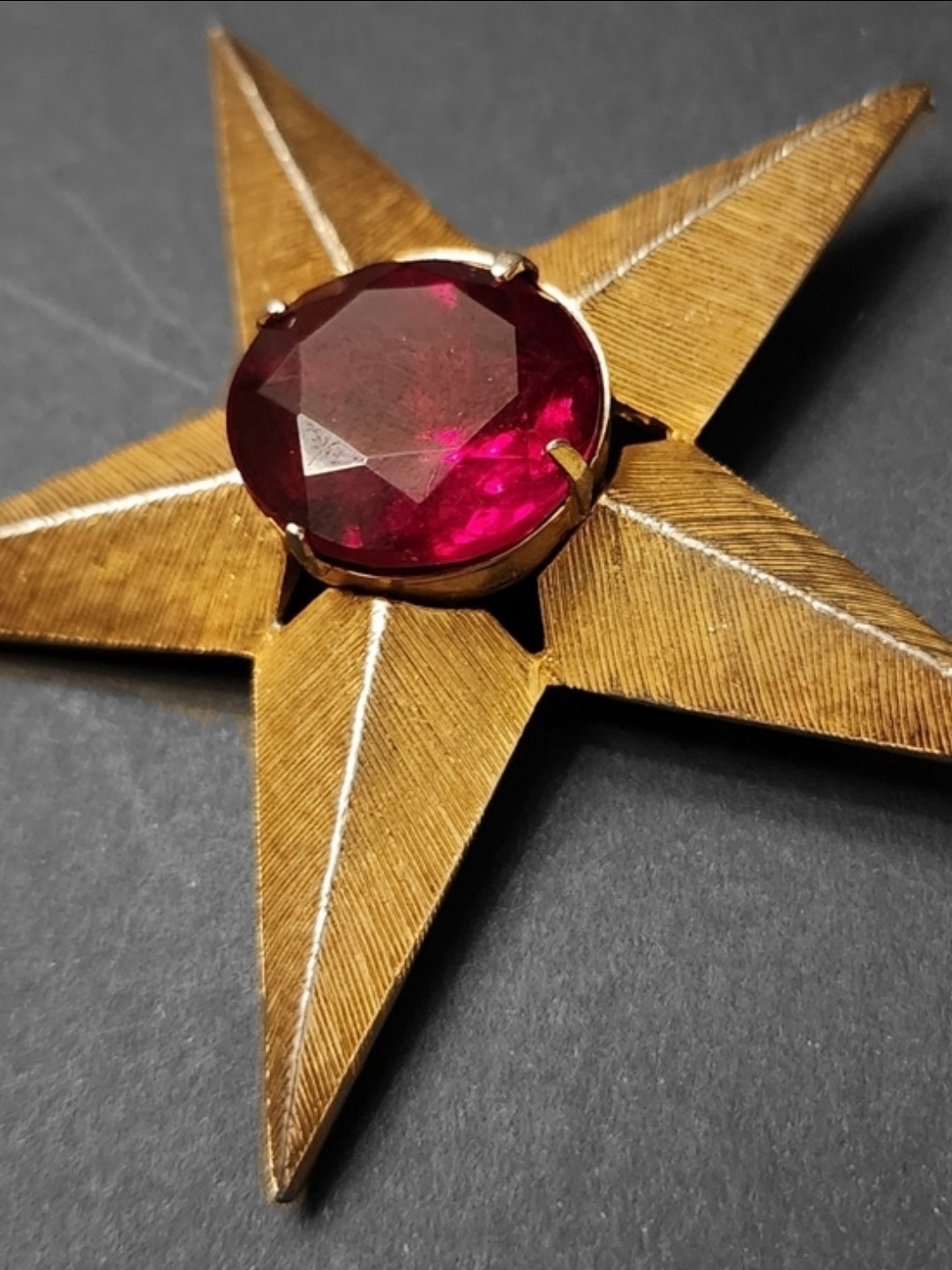 HUGE Vintage MCM Star Brooch Garnet Glass Stone