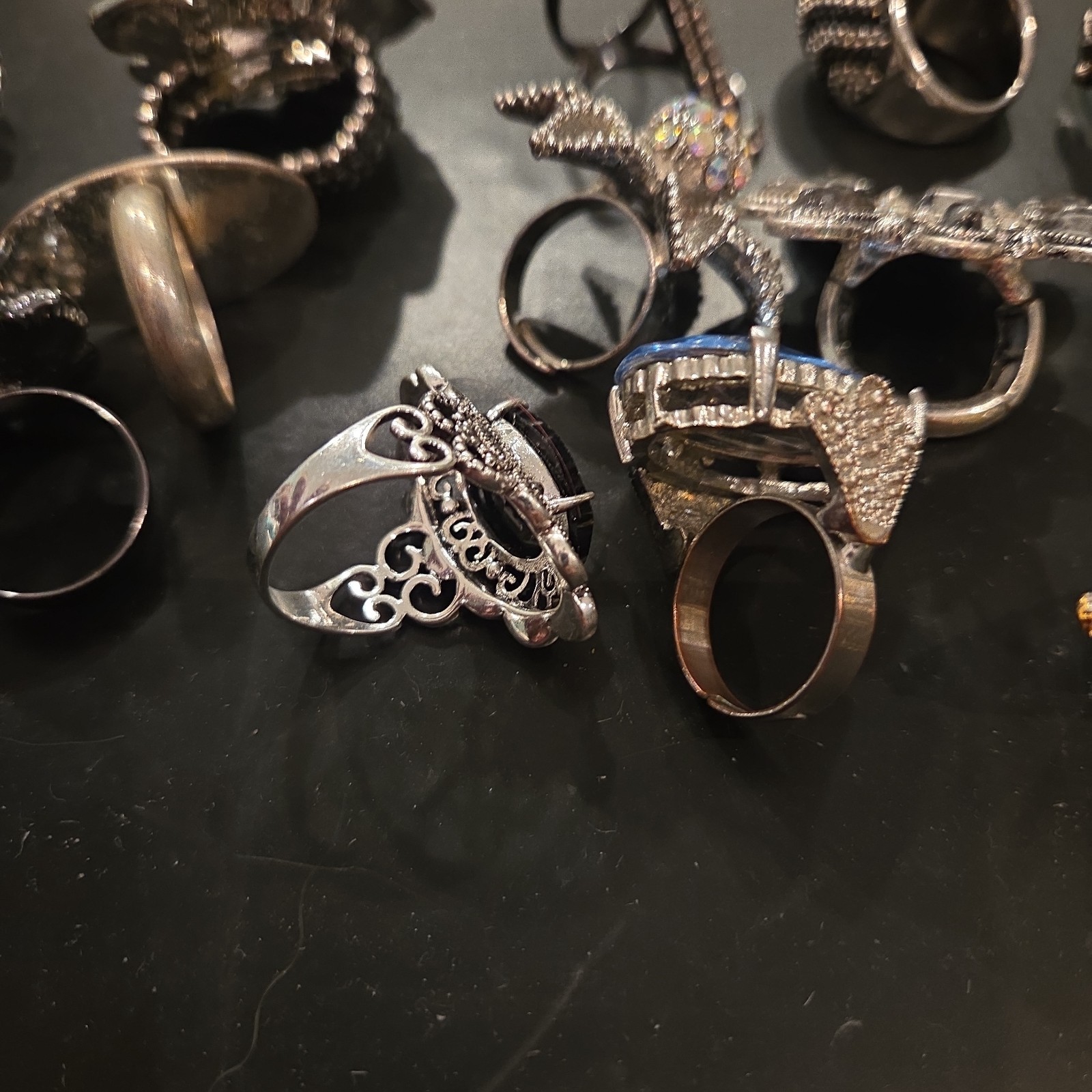 14pc Mixed Lot Vintage Style Rings & Stones, Gold & Silver Tone