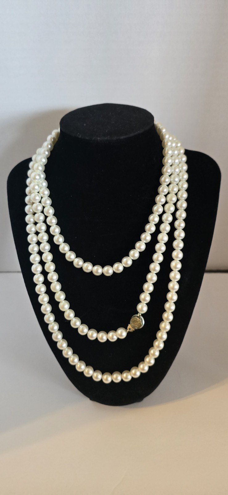 Vintage Faux Pearl Strand 27″ Long Off White
