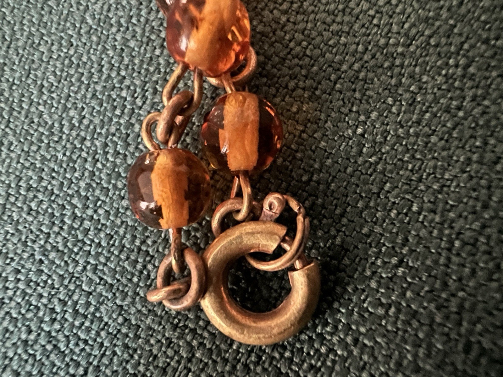 CZECH STUNNING VTG COGNAC COLOR FACETED BRASS FILIGREE ENAMELED PENDANT NECKLACE