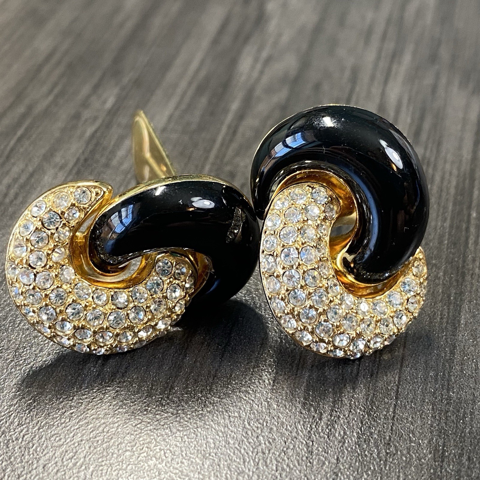Christian Dior Enamel & Rhinestone Earrings – Chr. Dior Knot Earrings
