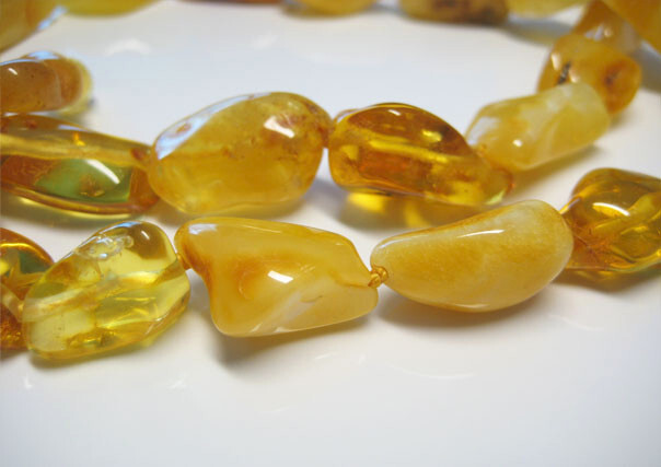 Genuine Massive Amber Beautiful Baltic Amber Necklace 21 inches !!!
