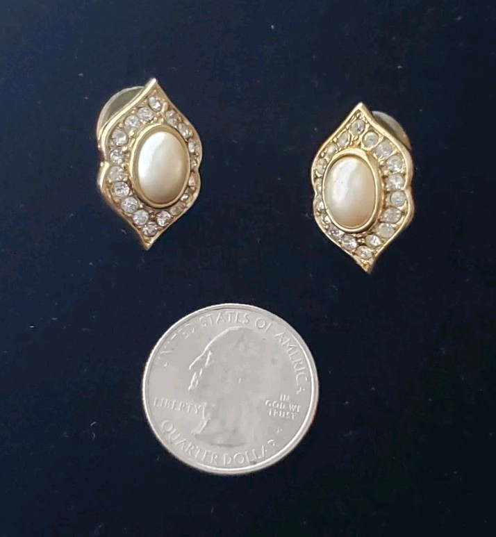 Vintage Trifari Faux Pearl & Clear Rhinestone Kartouch Gold Tone Post Earrings
