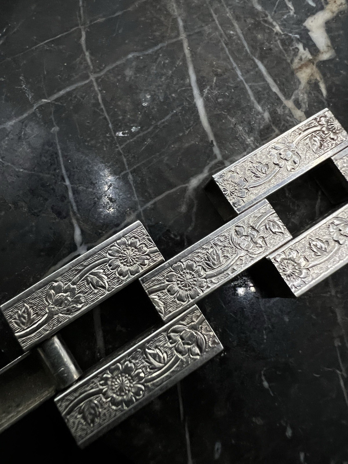 Antique Edwardian Deco Sterling Silver 7.5′ Tank Track Etched Bracelet 30g