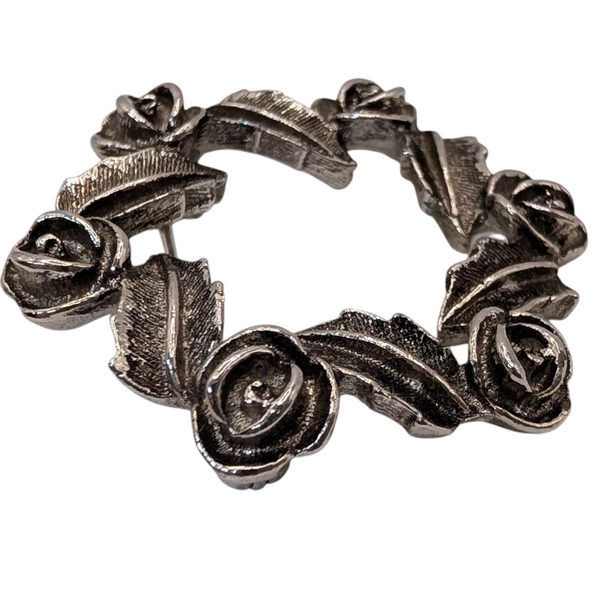 Vintage Sarah Coventry Brooch Signed Rose Wreath Silver Tone Round Pin 1970s